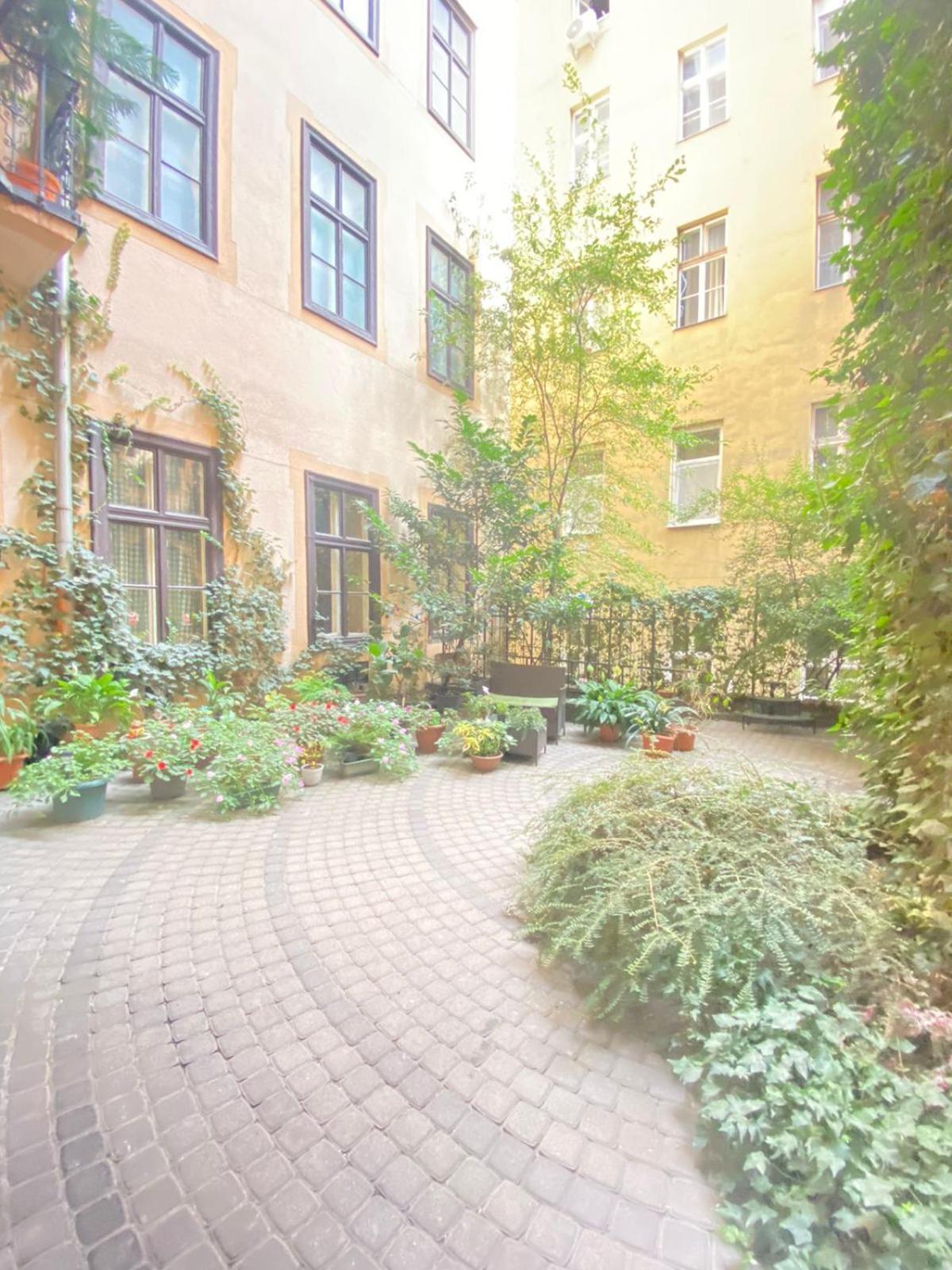 Bbudapest River Park エクステリア 写真